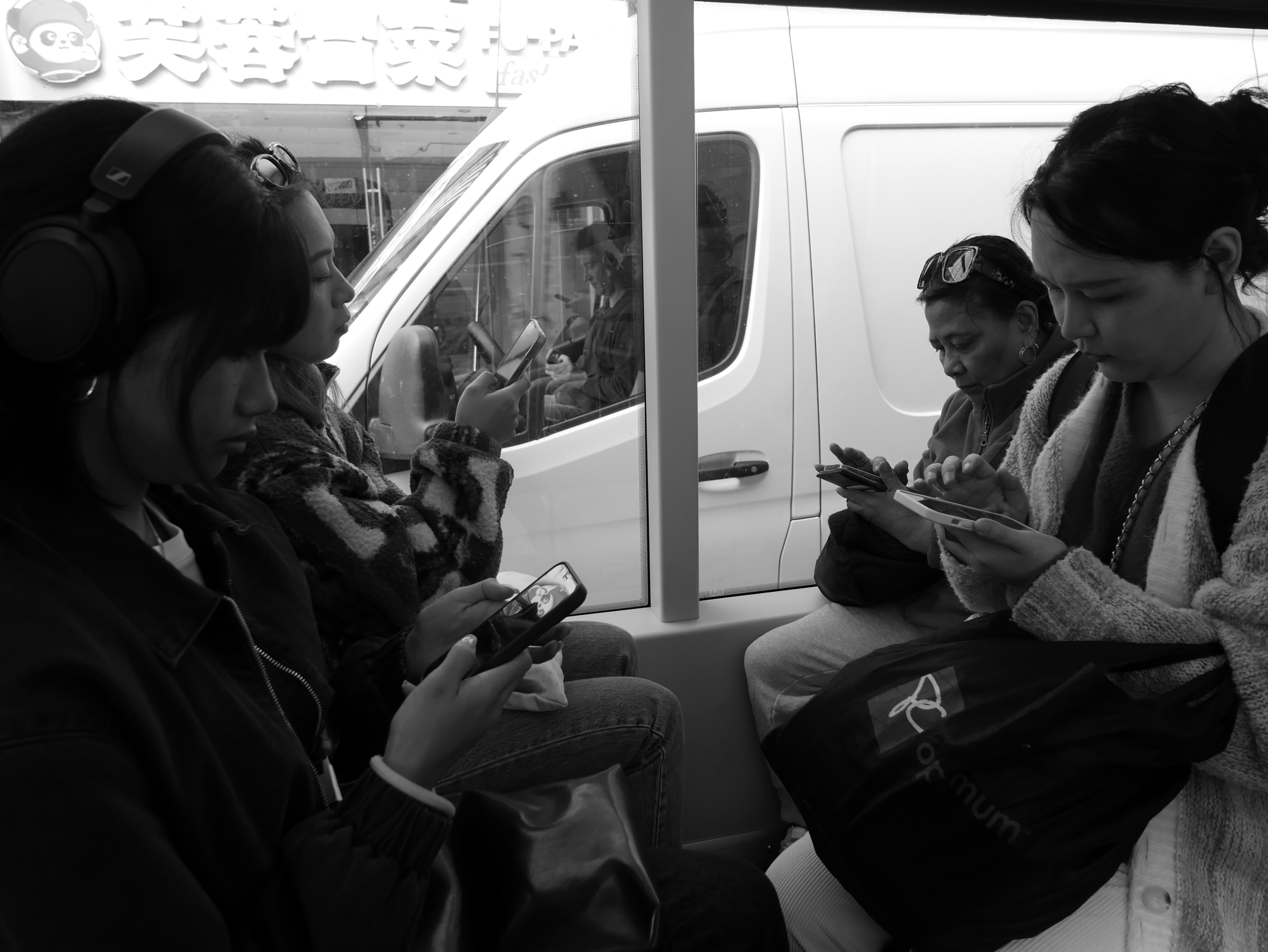 All eyes to the phones TTC